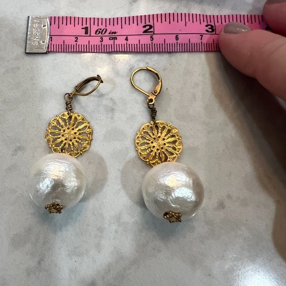 Pearl and golf fishhook earrings - Picture 5 of 5